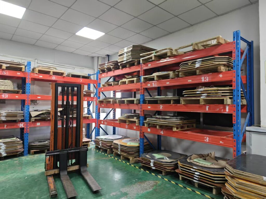 heavy duty rack -operate with a forklift