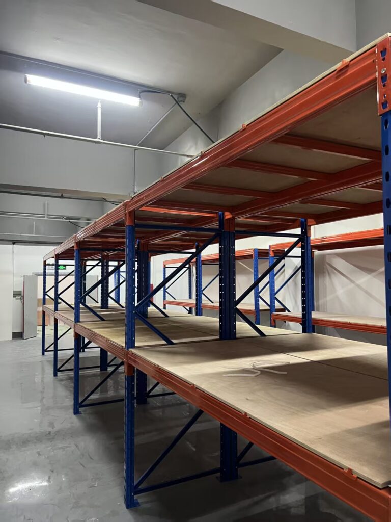 heavy duty rack with plywood (3)